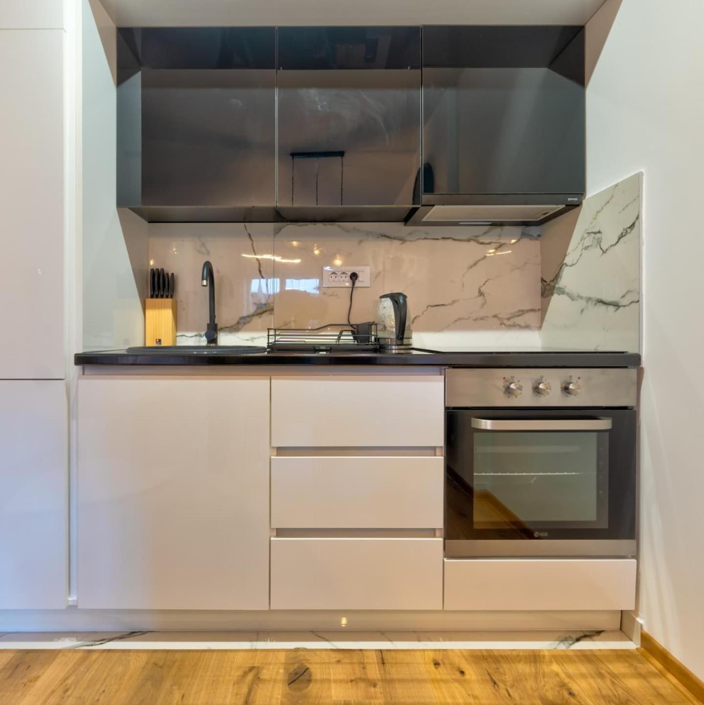 M&l Apartment