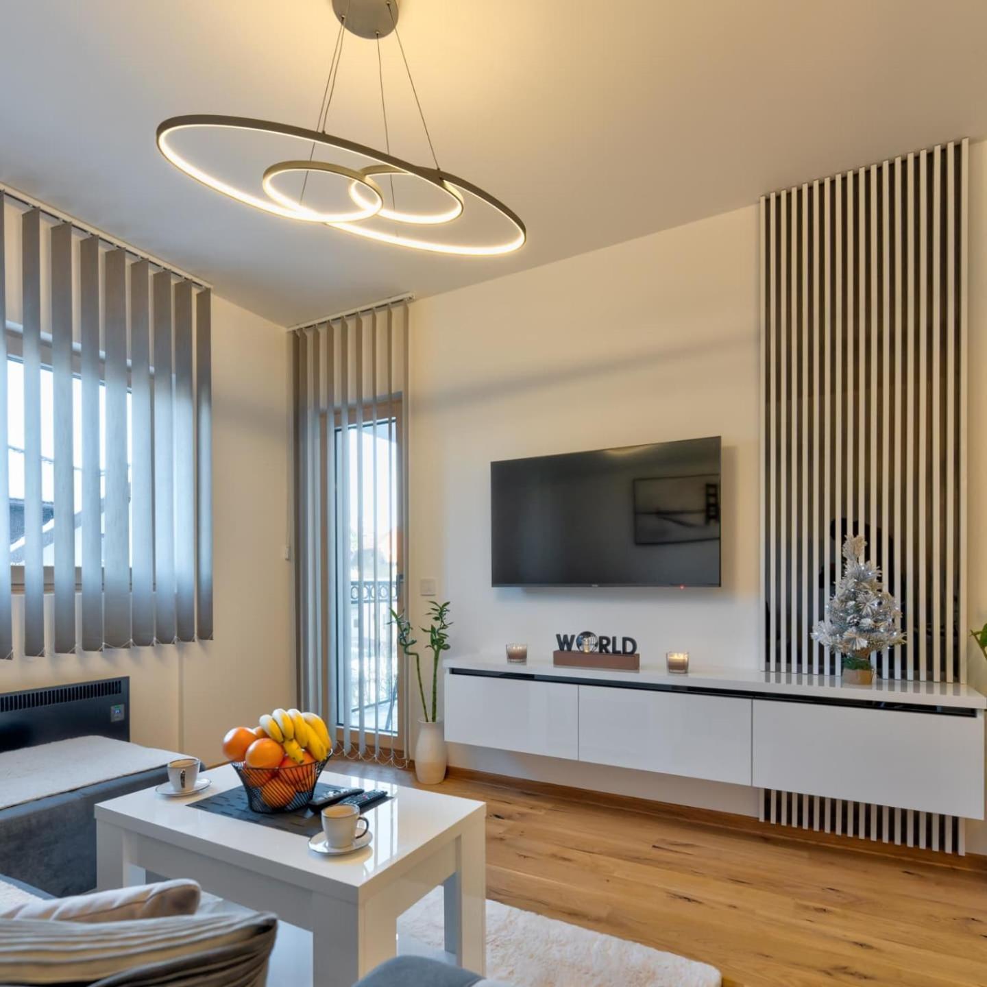 Apartment M&l