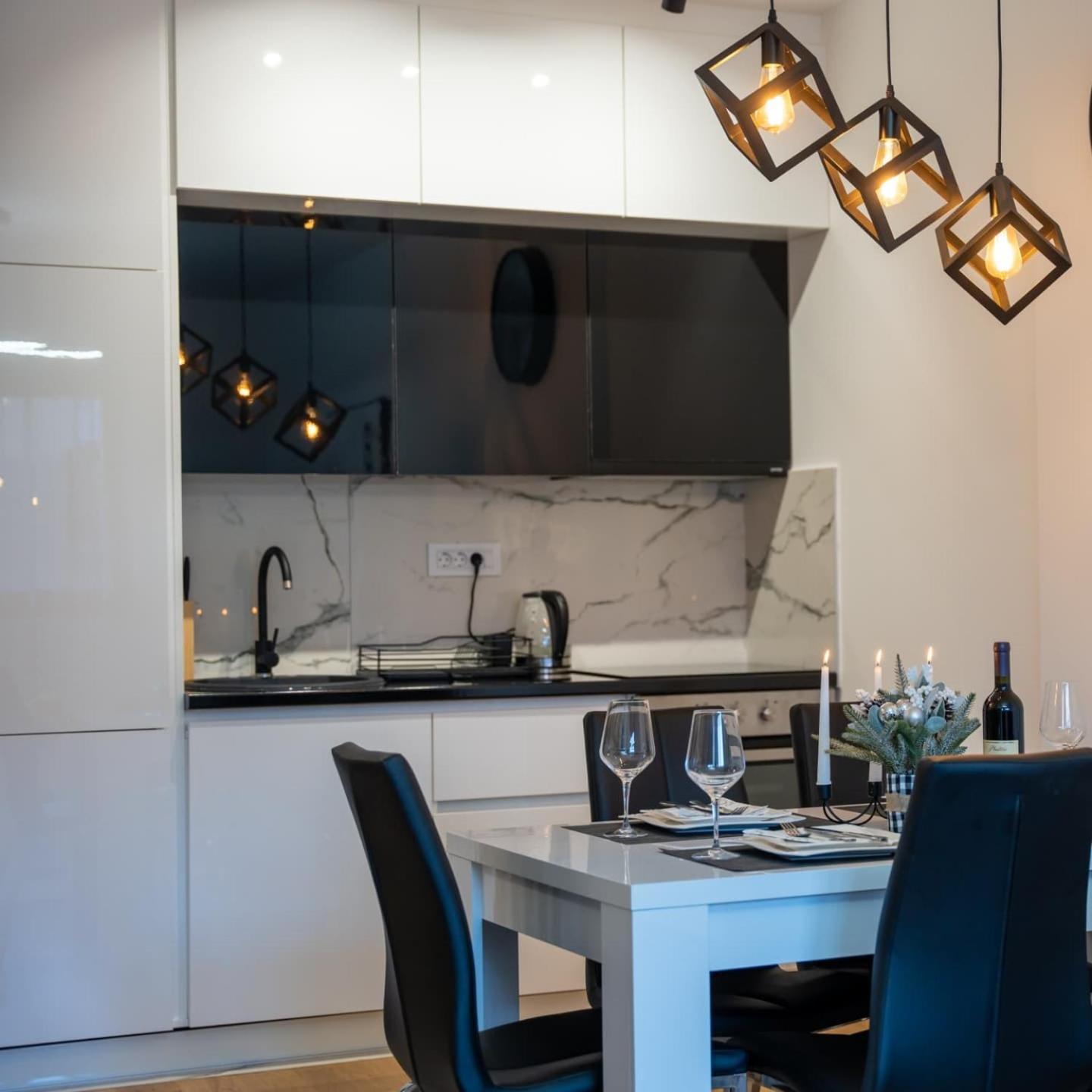 M&l Apartment